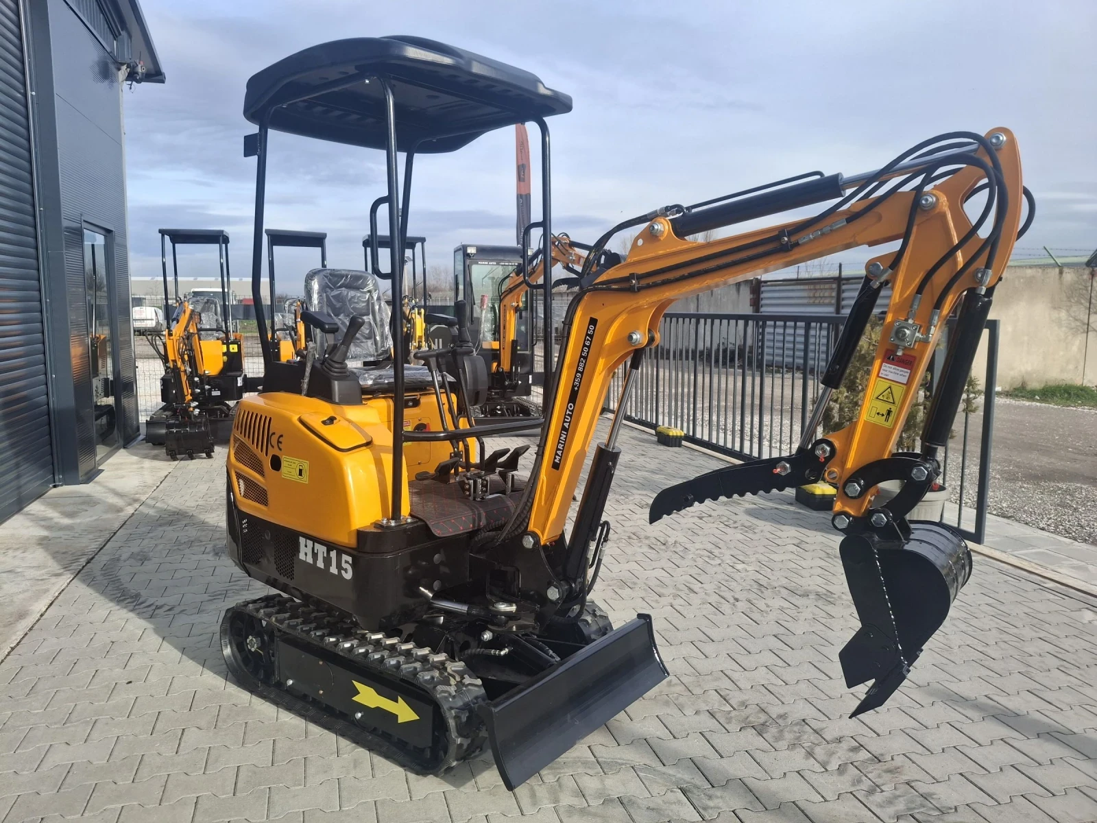 Багер ABG HT12* * 1200kg* кабина * Чупеща стрела - изображение 10