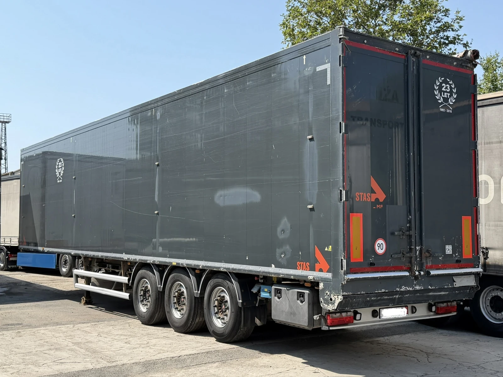 Полуремарке Stas S300CX, Боге, 91m3, Тара 7420кг.