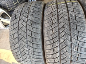 Гуми Зимни 225/45R18, снимка 2 - Гуми и джанти - 49468712