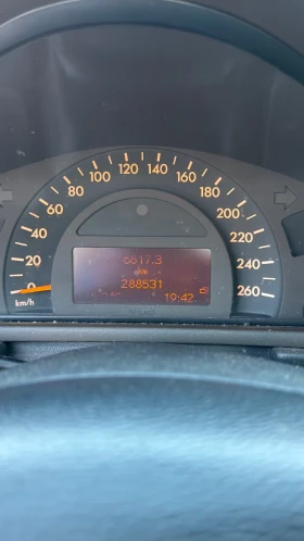 Mercedes-Benz C 220, снимка 11