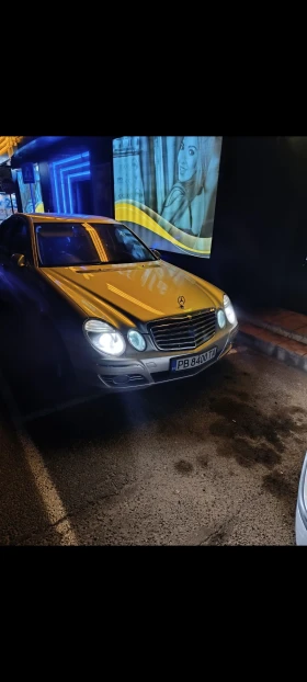 Mercedes-Benz E 320, снимка 4