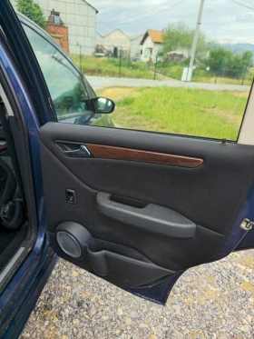 Mercedes-Benz A 180 2.0d, снимка 7