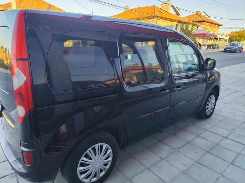 Renault Kangoo, снимка 2 - Автомобили и джипове - 48084145