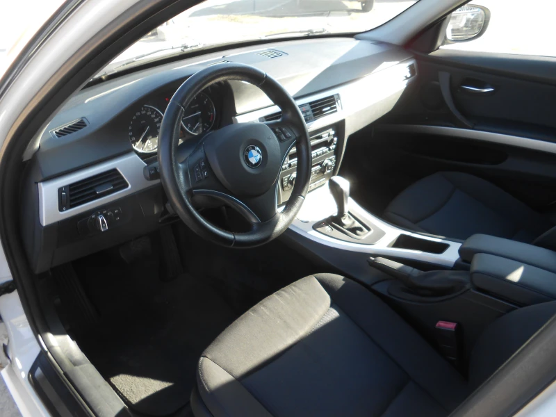 BMW 320 2.0d-X drive, снимка 13 - Автомобили и джипове - 48023966