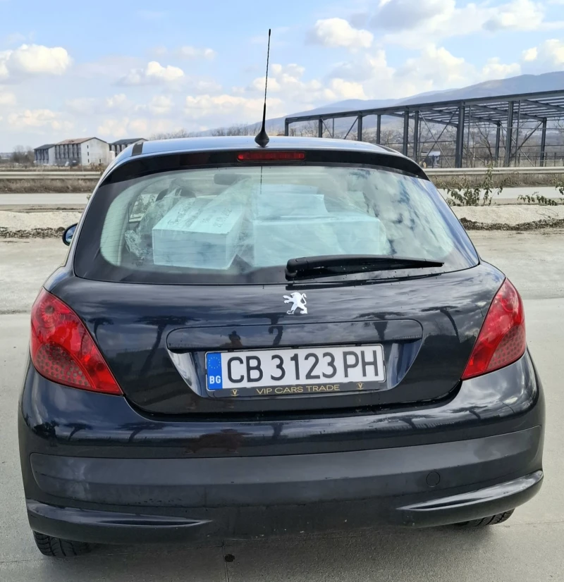 Peugeot 207 1.4 HDI, снимка 4 - Автомобили и джипове - 49421438