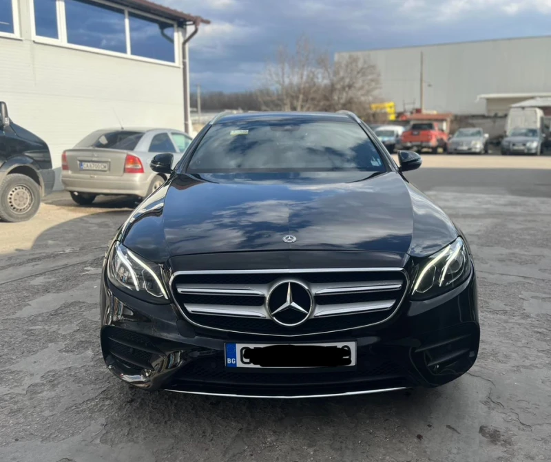 Mercedes-Benz E 220 d AMG 194к.с 9G-TRONIC, снимка 2 - Автомобили и джипове - 49509010