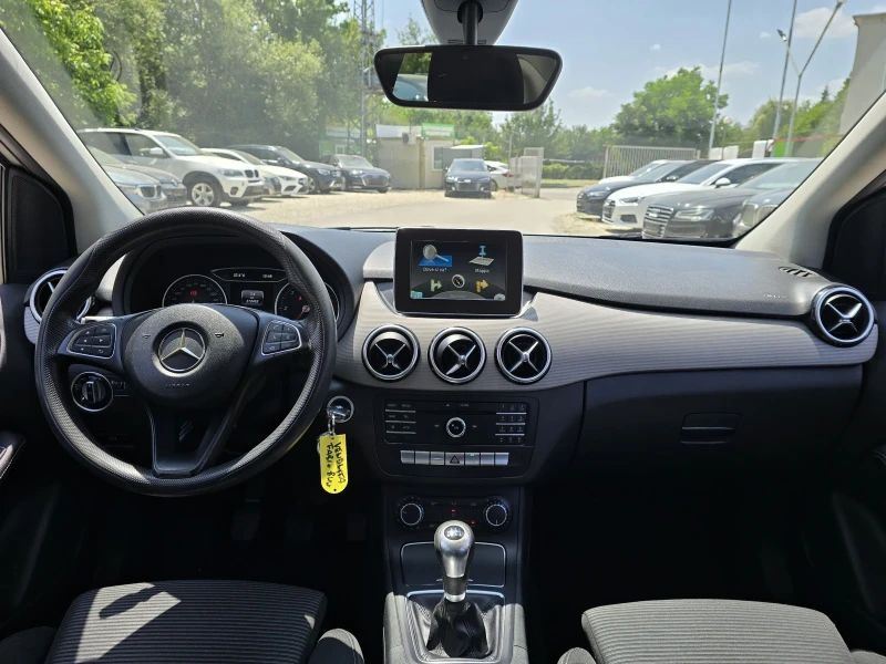 Mercedes-Benz B 180 Топ състояние, снимка 14 - Автомобили и джипове - 50727643