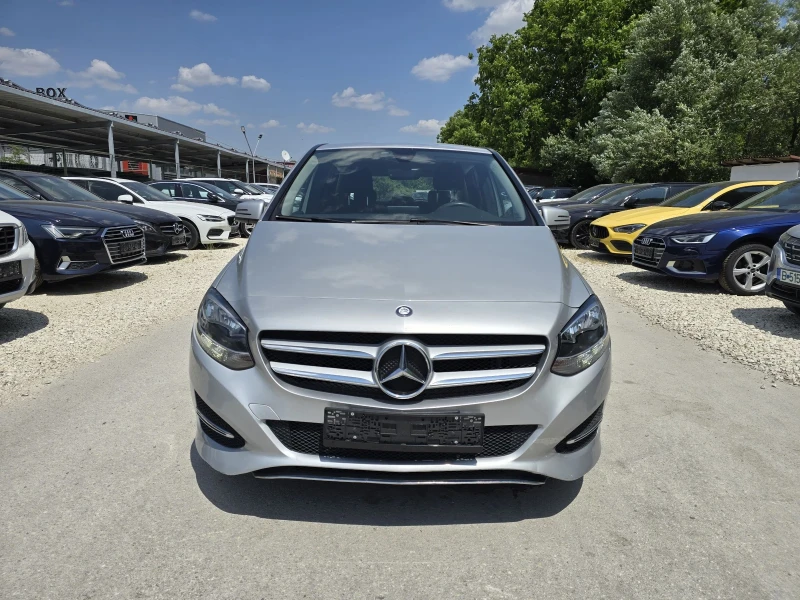 Mercedes-Benz B 180 Топ състояние, снимка 5 - Автомобили и джипове - 50727643