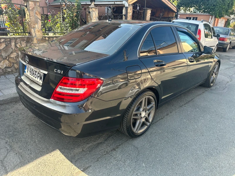 Mercedes-Benz C 220, снимка 7 - Автомобили и джипове - 51670588