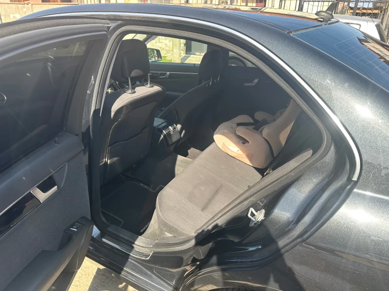 Mercedes-Benz C 220, снимка 6 - Автомобили и джипове - 51670588
