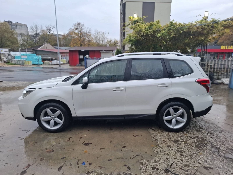 Subaru Forester, снимка 5 - Автомобили и джипове - 52726206
