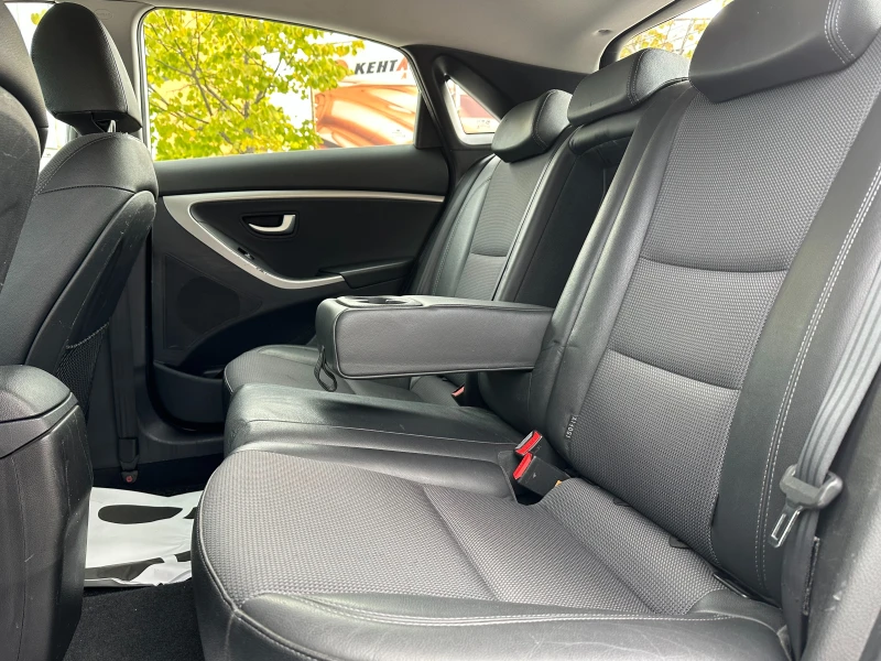 Hyundai I30 1.6d Автомат/Хечбек/Доказани км., снимка 9 - Автомобили и джипове - 52439732