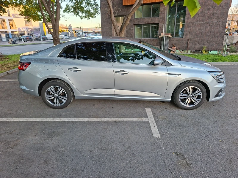 Renault Megane, снимка 4 - Автомобили и джипове - 52712692