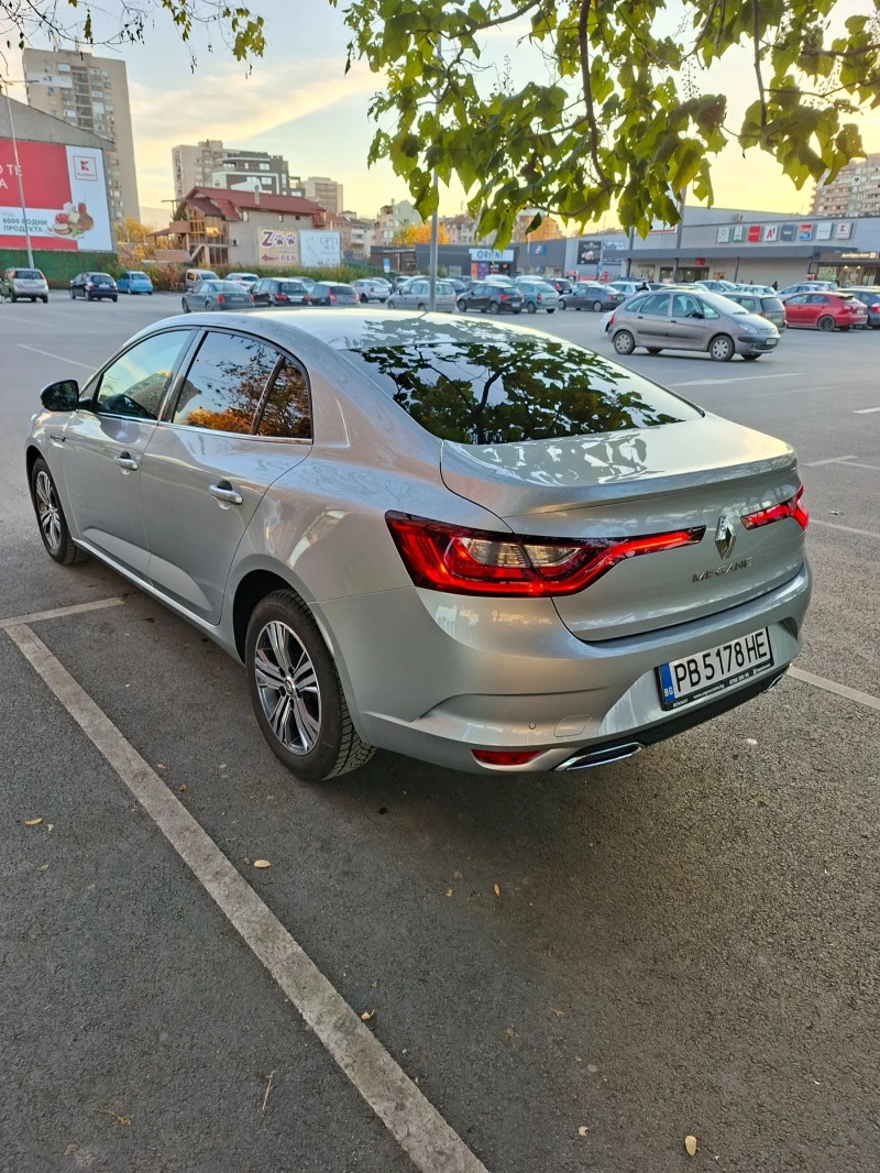Renault Megane, снимка 7 - Автомобили и джипове - 52712692