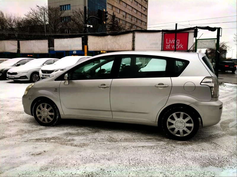 Toyota Corolla verso 1.8VVTI BENZIN/GAS, снимка 4 - Автомобили и джипове - 53063125