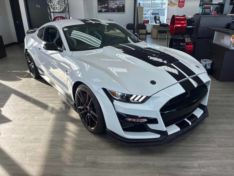 Ford Mustang SHELBY GT500 5.2L V8 760кс, снимка 2 - Автомобили и джипове - 53479532
