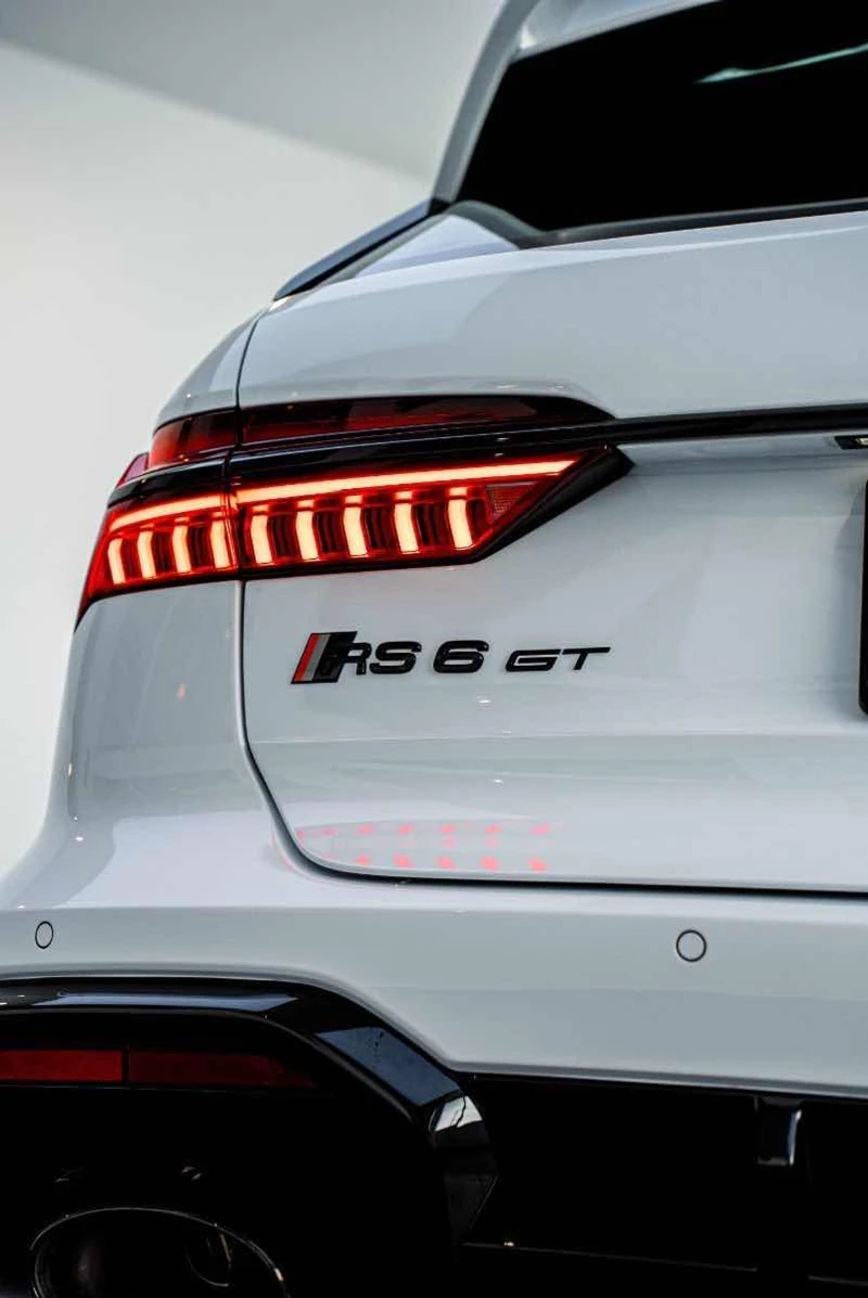 Audi Rs6 GT С РЕГИСТРАЦИЯ & АВТО КРЕДИТ, снимка 2 - Автомобили и джипове - 53567896