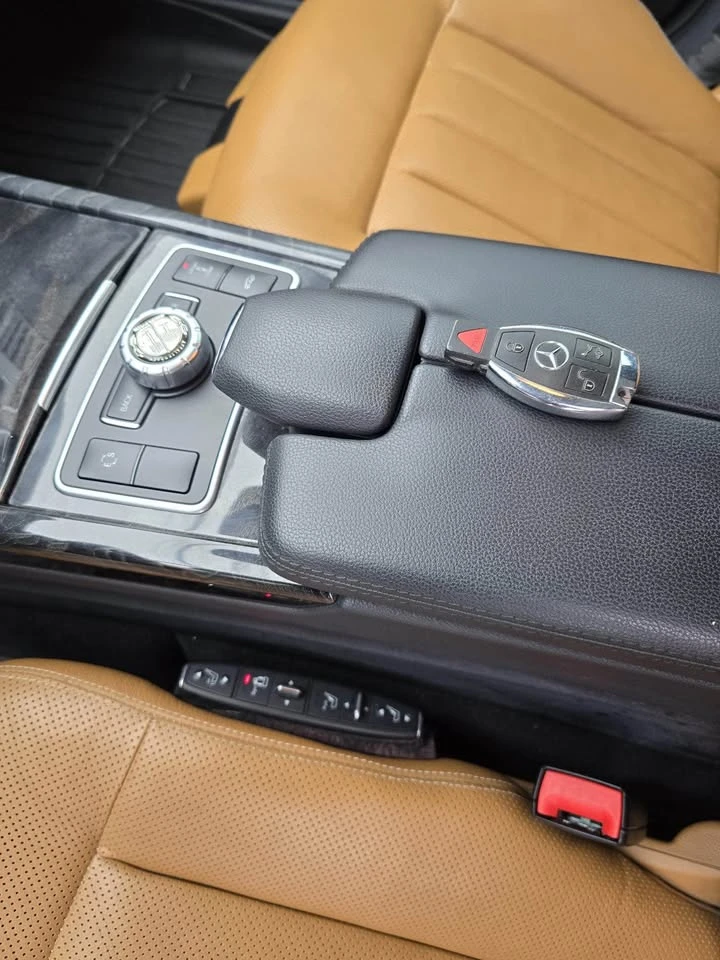 Mercedes-Benz E 55 *  *    *   *  | Mobile.bg   11