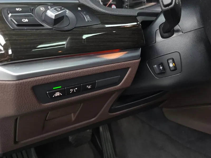 BMW 520 (F07) Gt Ed Edition, снимка 16 - Автомобили и джипове - 54997495
