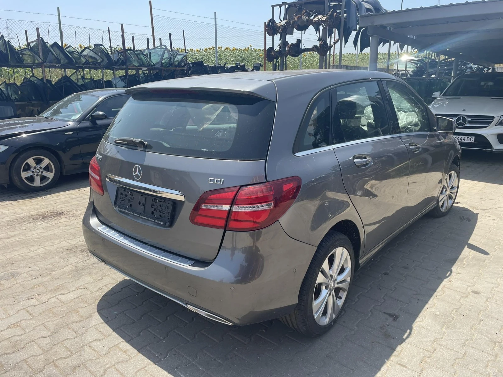 Mercedes-Benz B 180 1.5, снимка 1