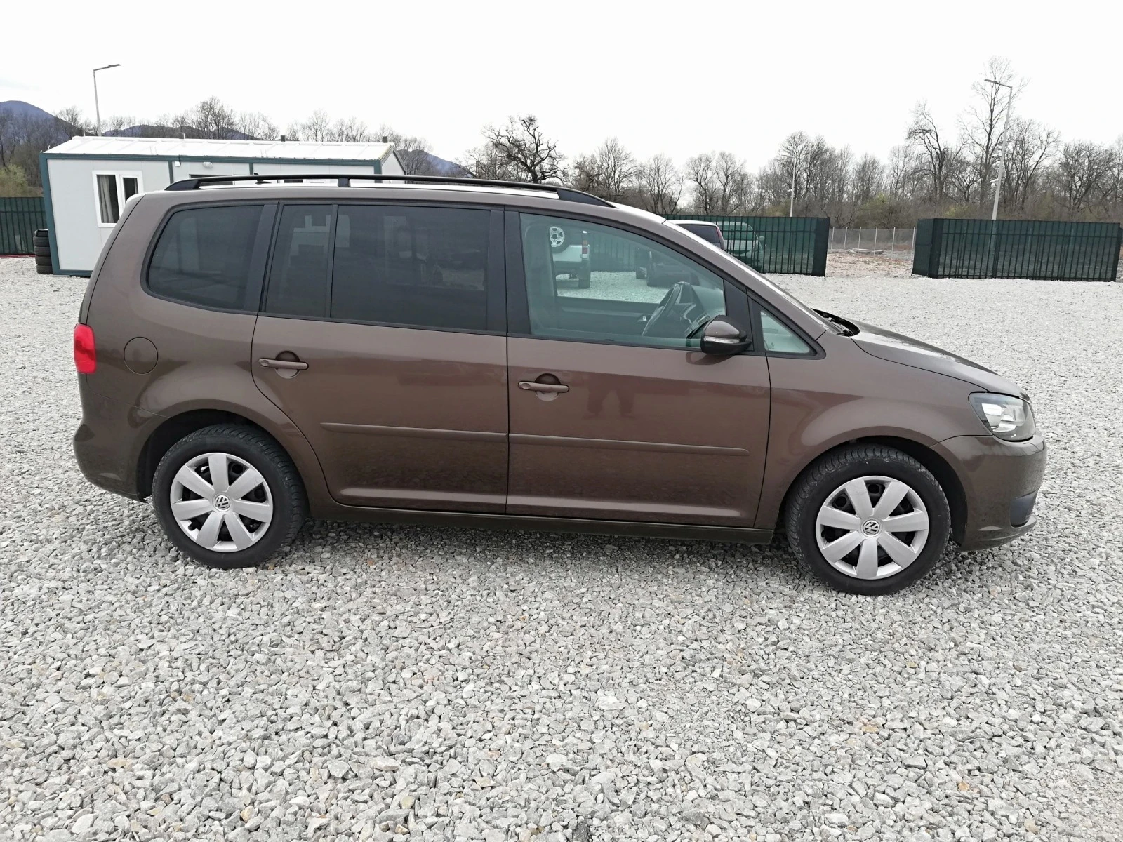 VW Touran 1.6TDI avtom IT. - изображение 7