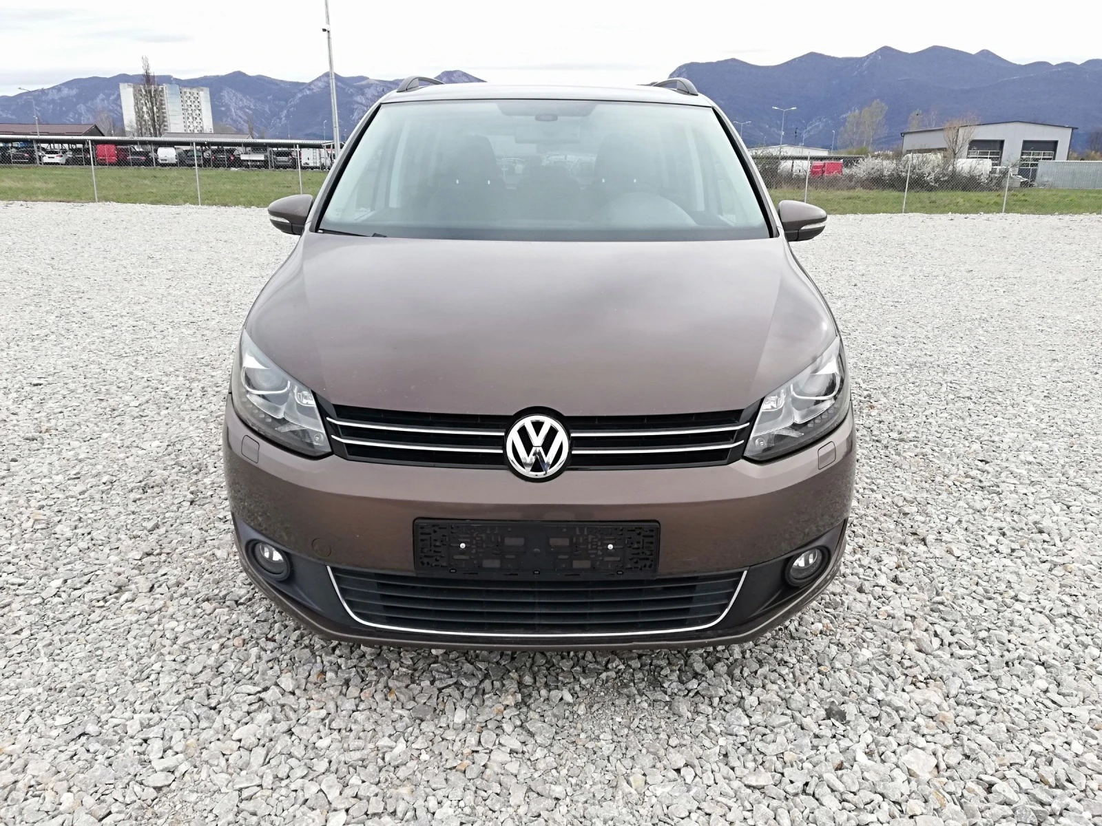 VW Touran 1.6TDI avtom IT. - изображение 2