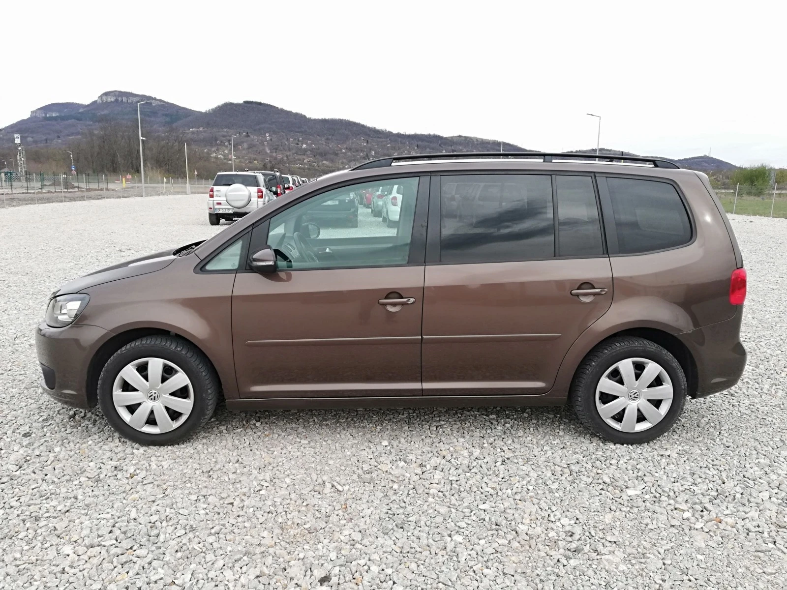 VW Touran 1.6TDI avtom IT. - изображение 3