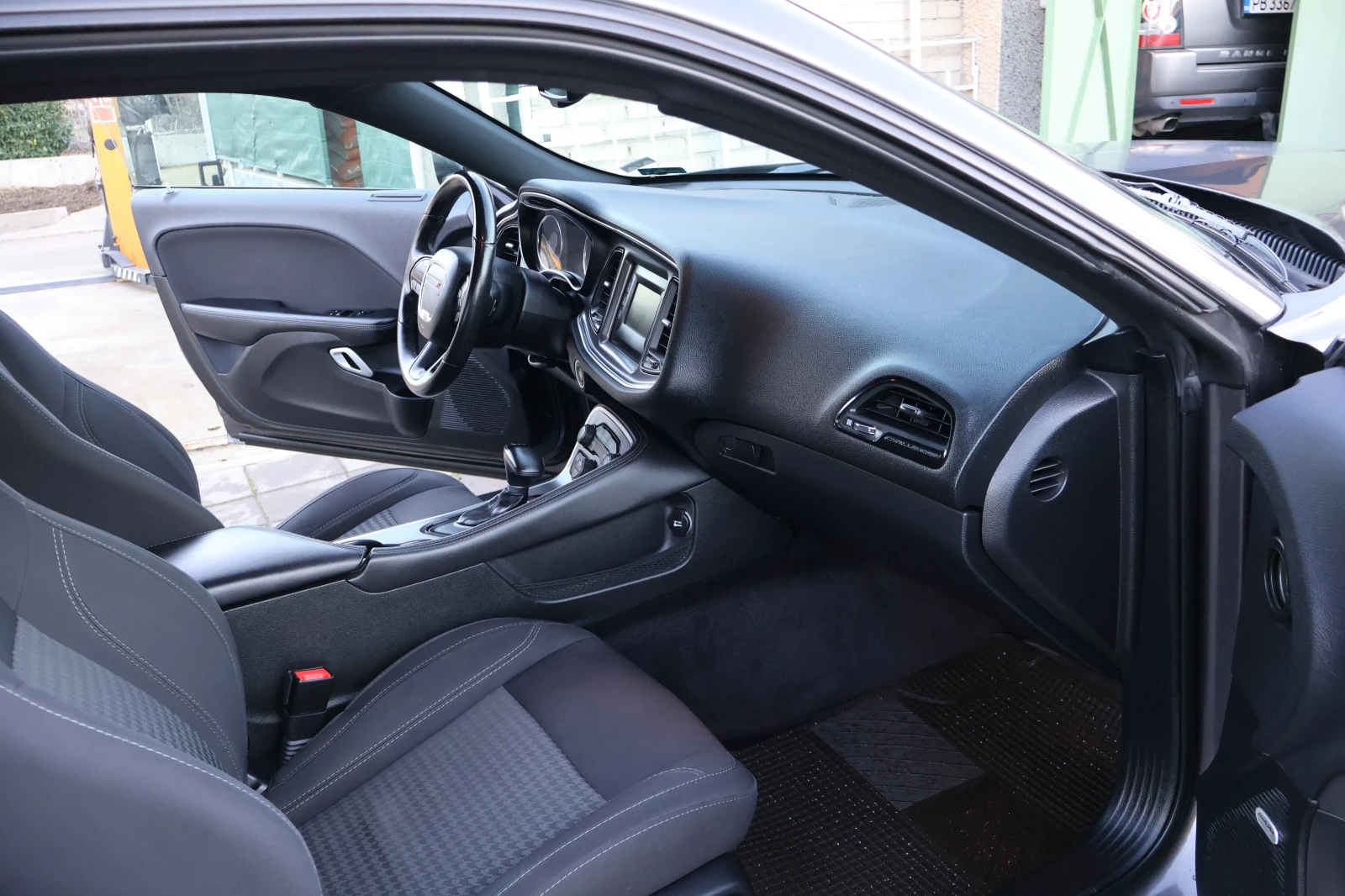 Dodge Challenger | Mobile.bg � ����������� 14