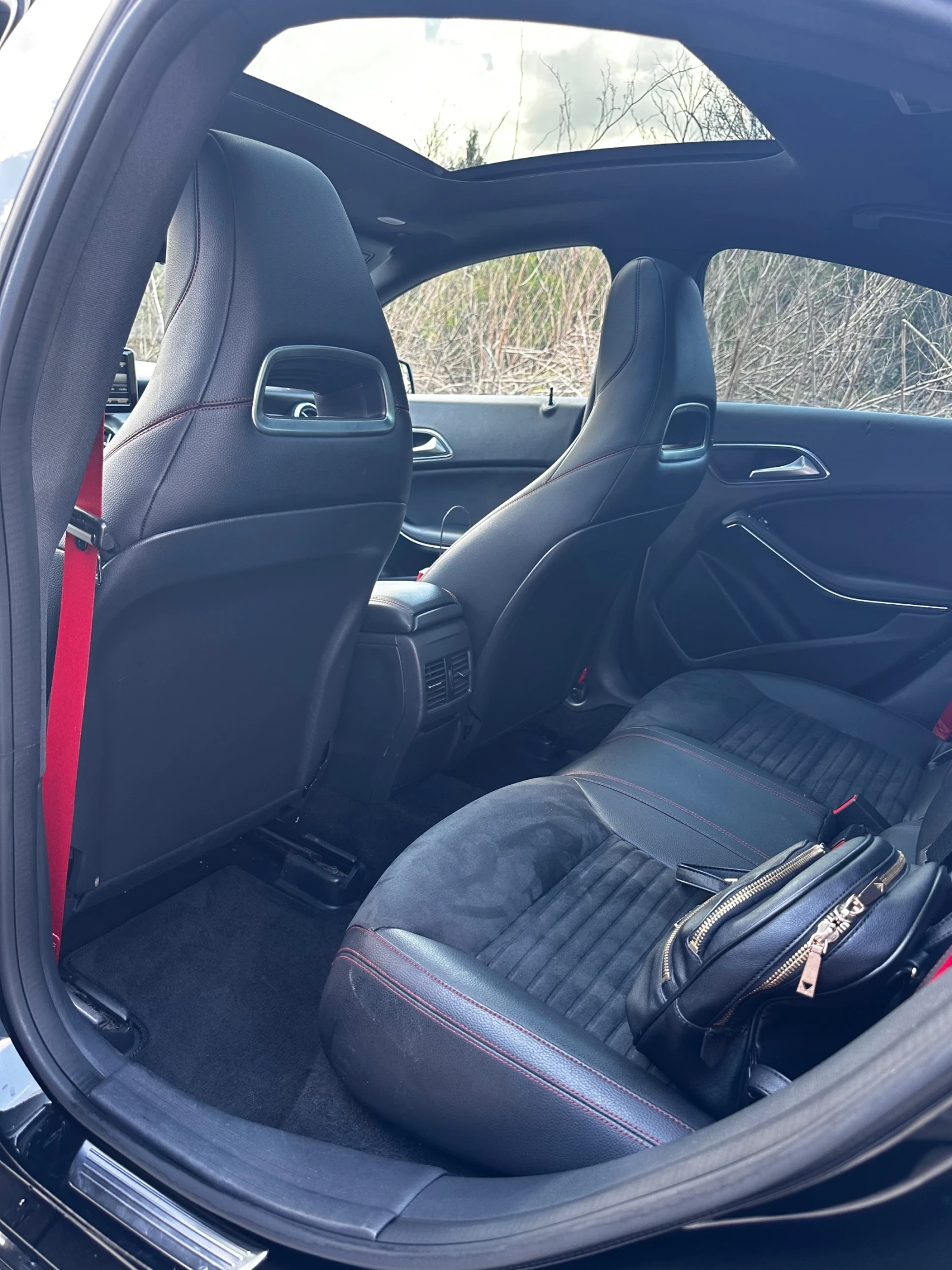 Mercedes-Benz CLA 250 SPORT - изображение 4