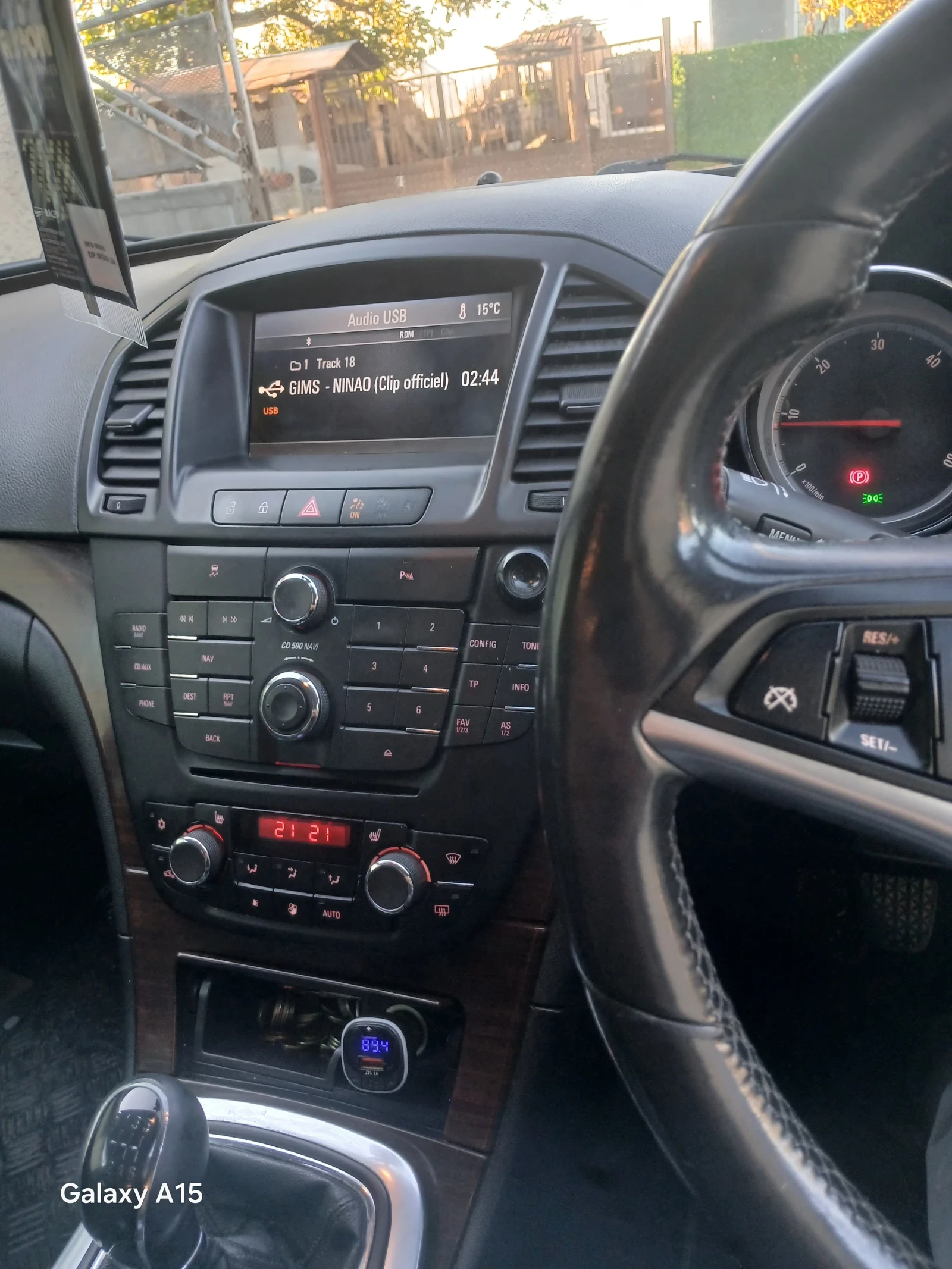 Opel Insignia 2.0 - изображение 7