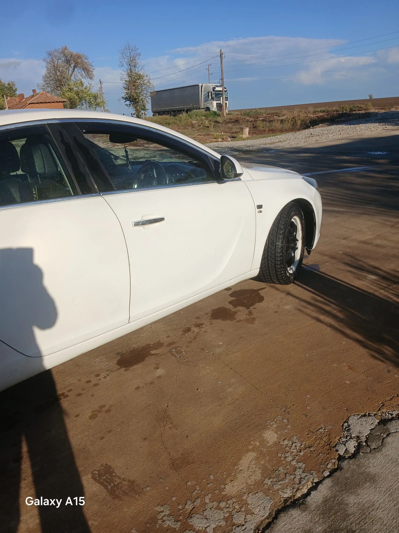 Opel Insignia 2.0 - изображение 3