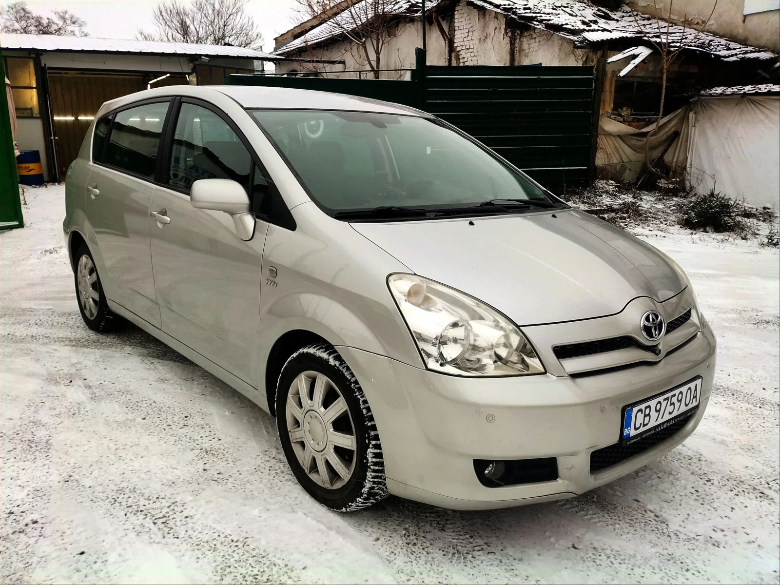 Toyota Corolla verso 1.8VVTI BENZIN/GAS | Mobile.bg � ����������� 2