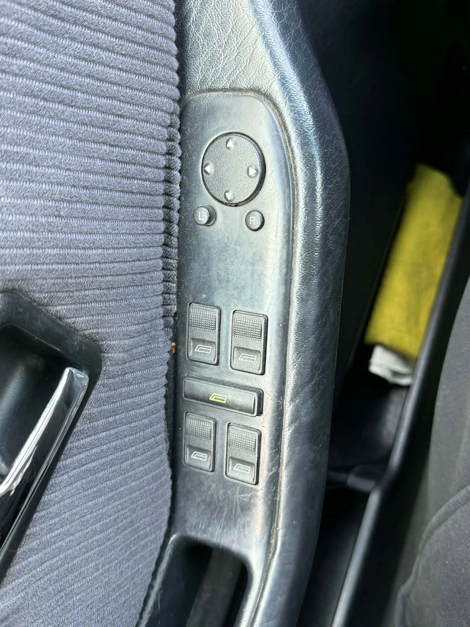 Audi 80 2.3 E | Mobile.bg � ����������� 12