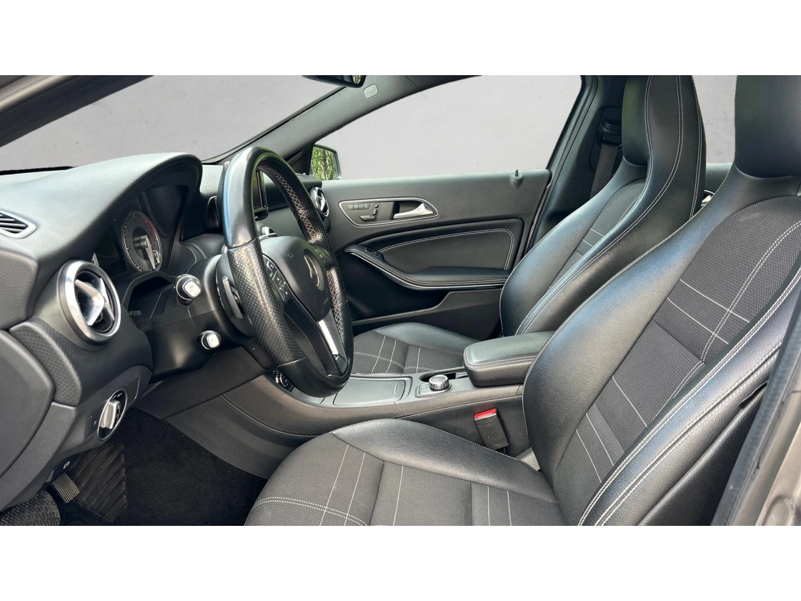 Mercedes-Benz A 200 Месечна вноска от 387  , снимка 12 - Автомобили и джипове - 53912531