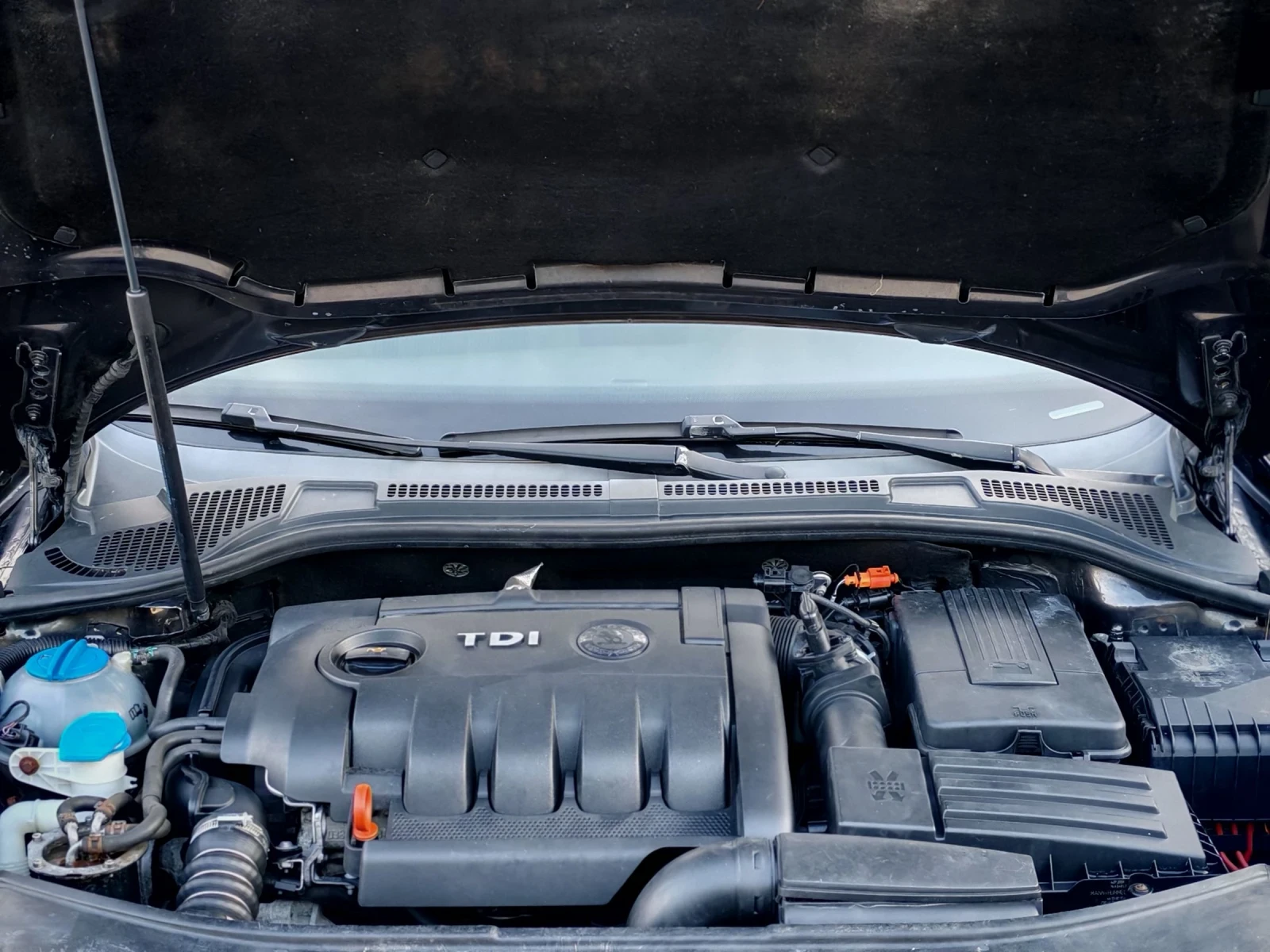 Skoda Superb 1.9TDI(105)* НАВИГАЦИЯ* НОВ ВНОС* , снимка 17 - Автомобили и джипове - 54221126