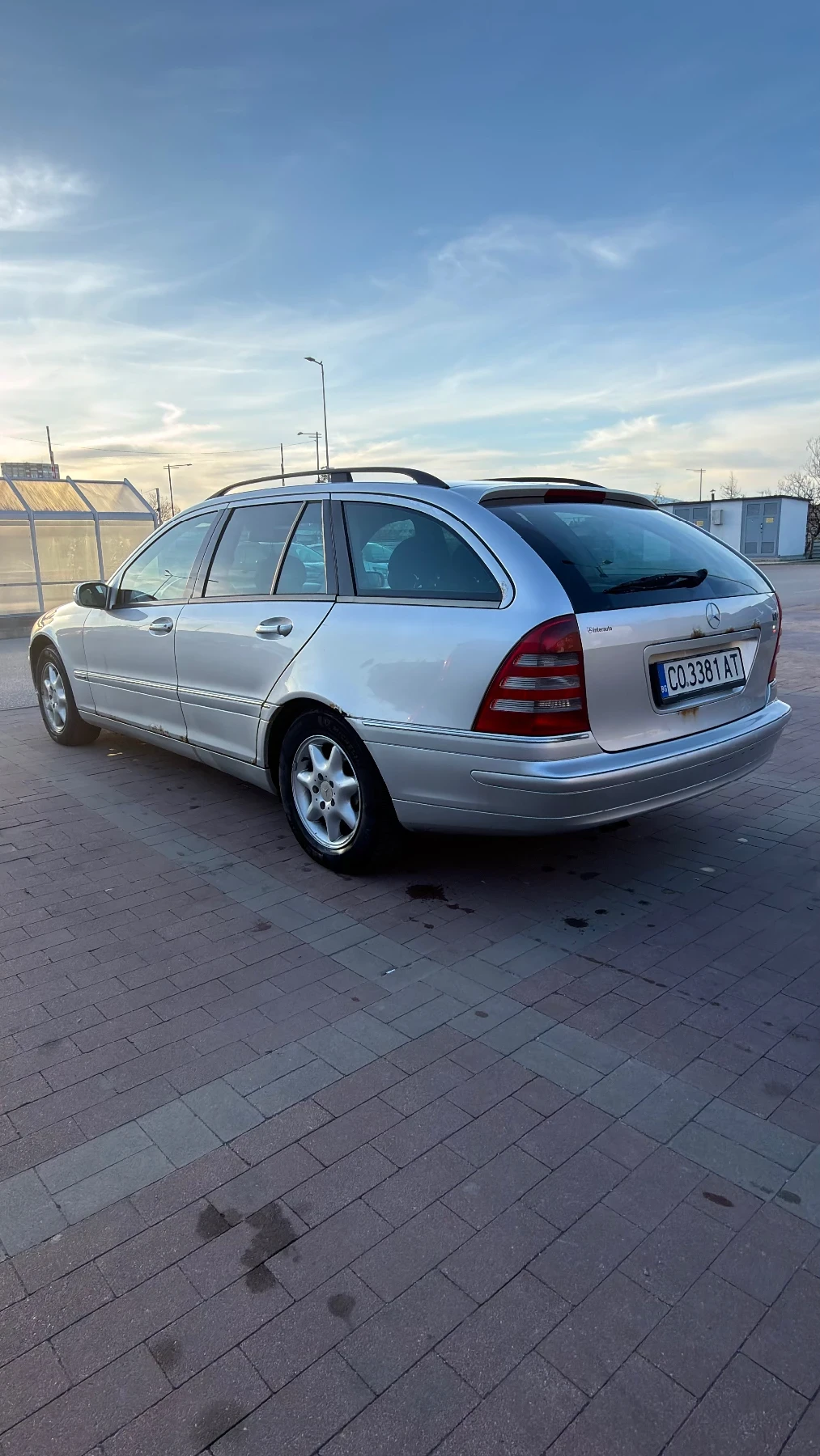 Mercedes-Benz C 220, снимка 4 - Автомобили и джипове - 54335206