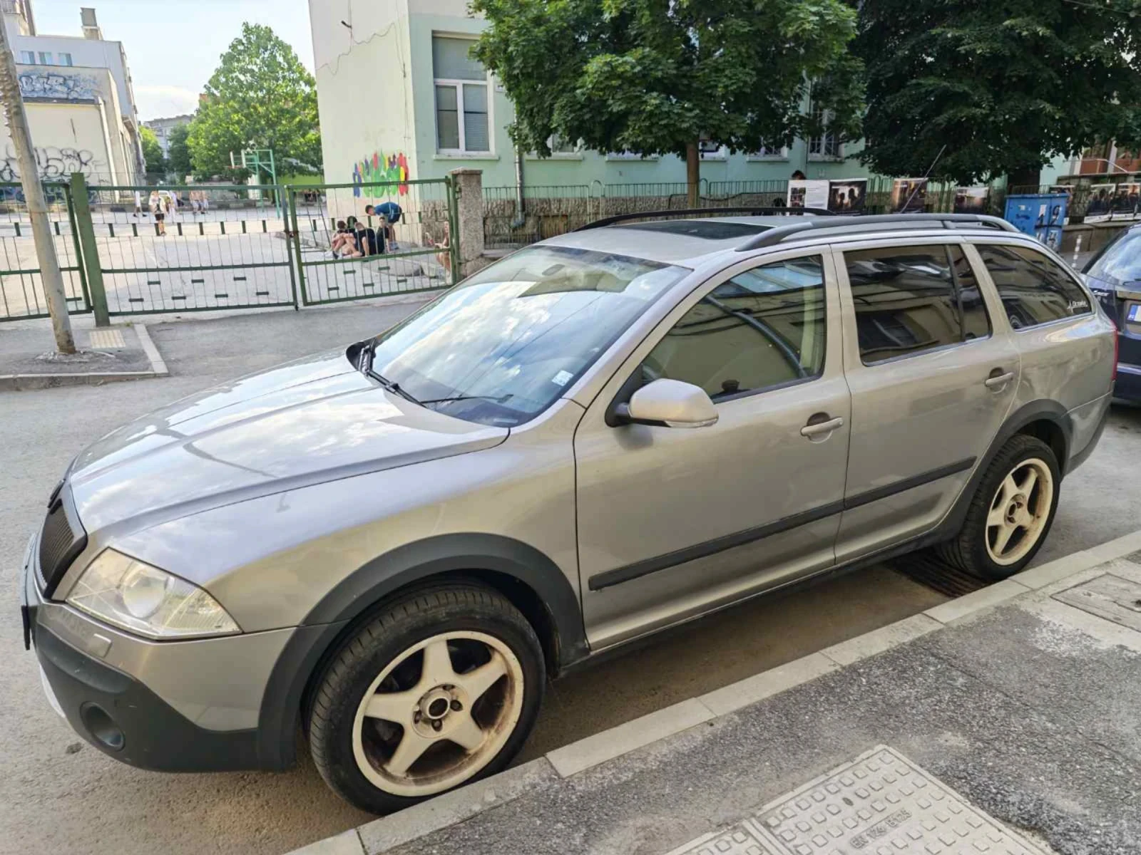 Skoda Octavia Scout, снимка 4 - Автомобили и джипове - 54732716