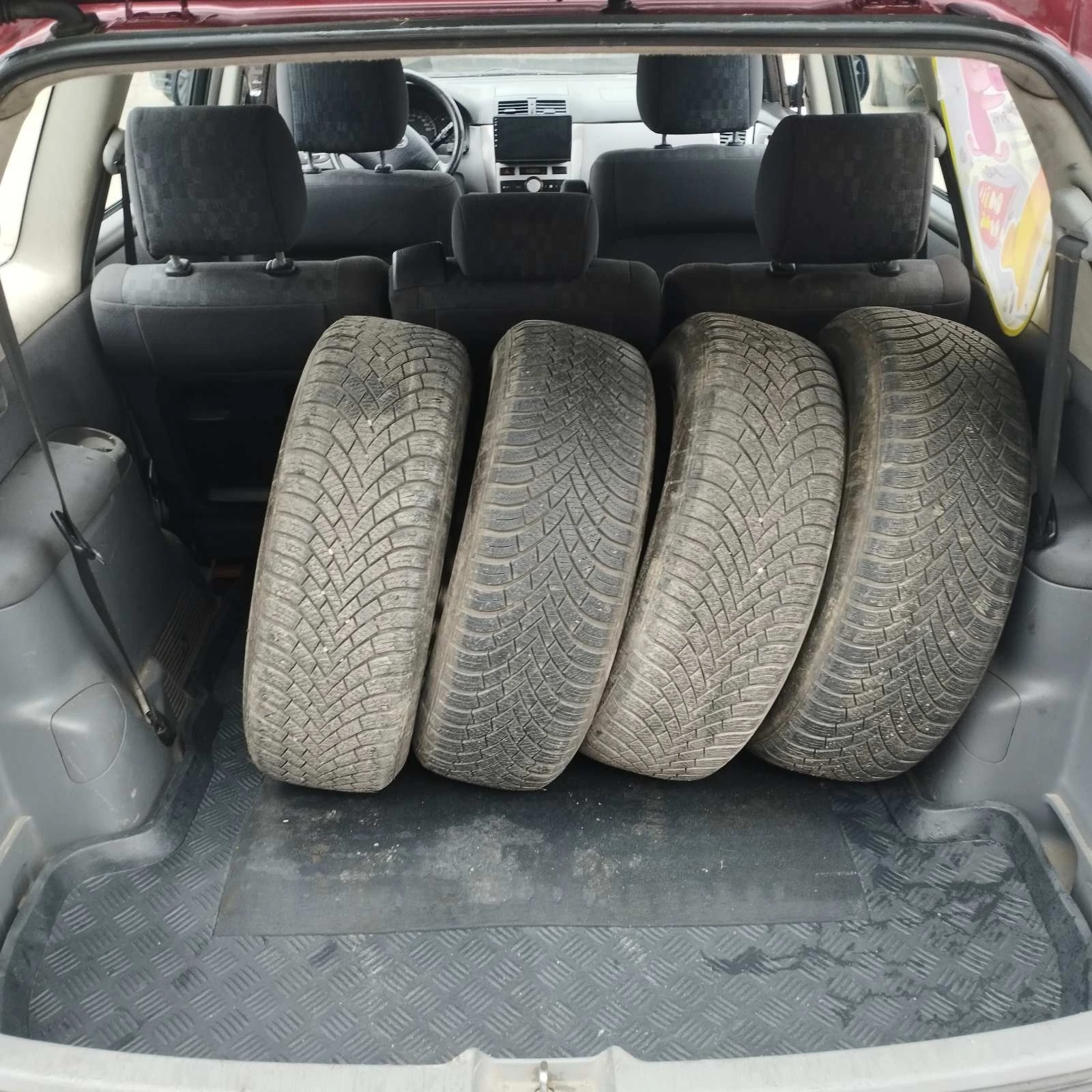 Toyota Avensis verso D4D | Mobile.bg � ����������� 4