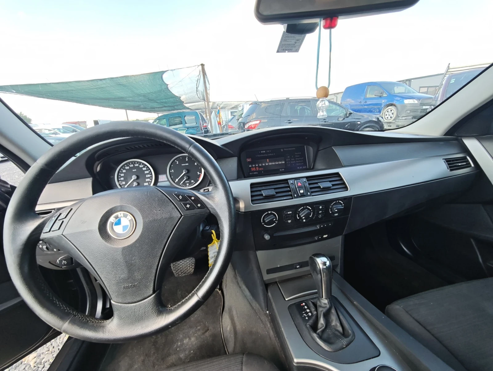 BMW 530, снимка 10 - Автомобили и джипове - 55303713