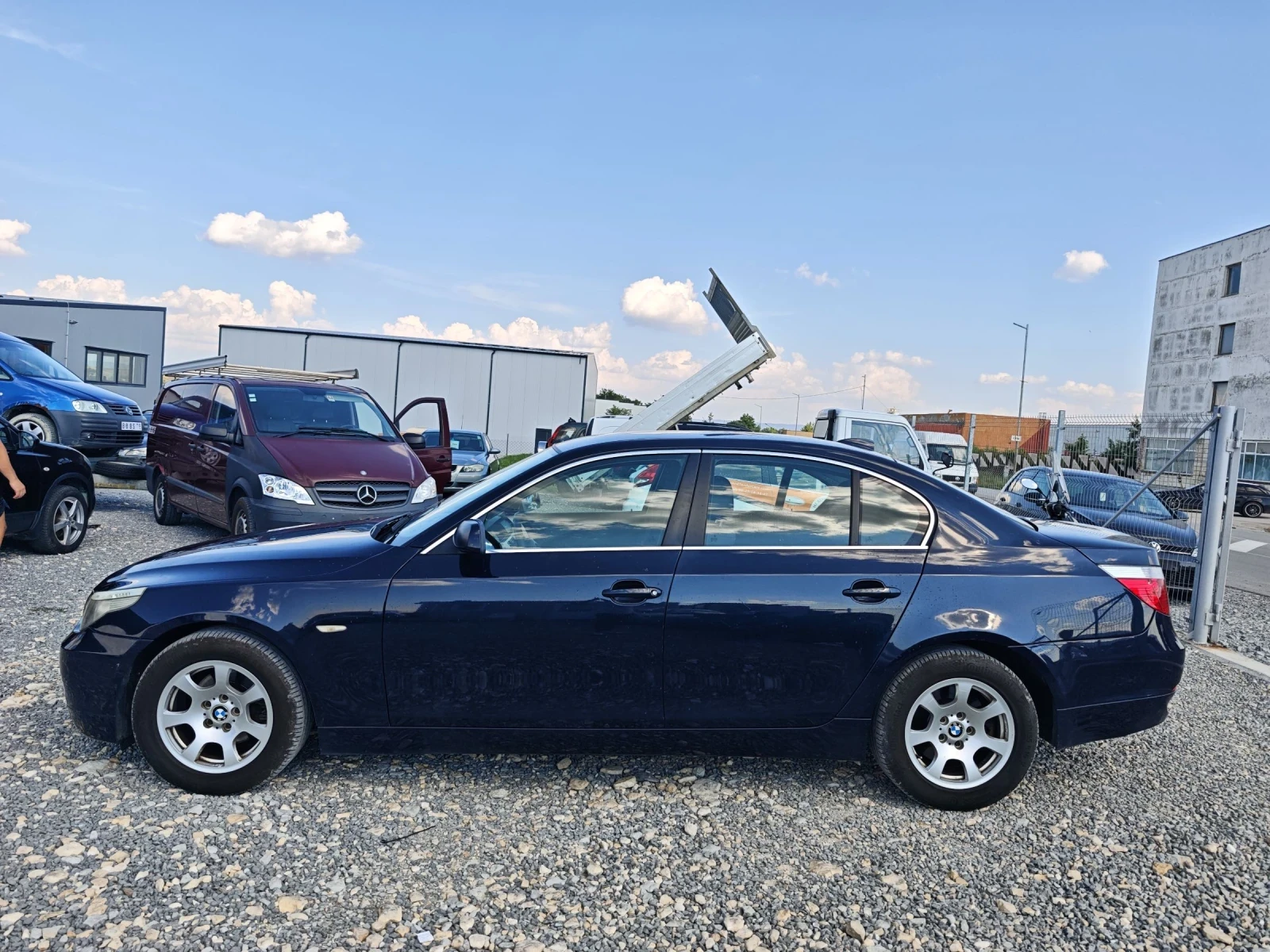 BMW 530, снимка 8 - Автомобили и джипове - 55303713