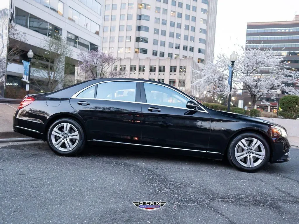 Mercedes-Benz S 560 4MATIC, снимка 4 - Автомобили и джипове - 55510823