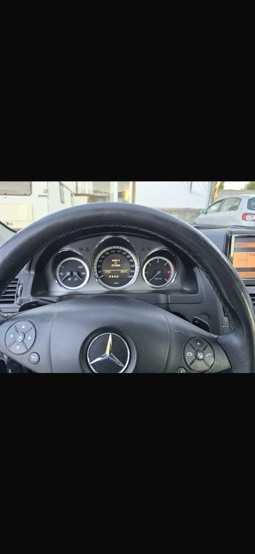 Mercedes-Benz C 350, снимка 10 - Автомобили и джипове - 55647073