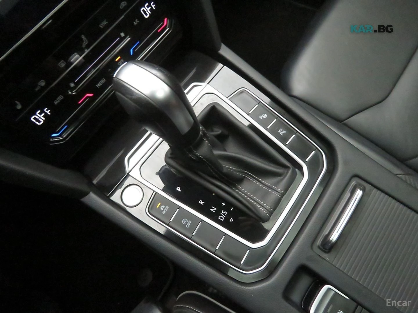 VW Arteon RLINE* 4X4* 360 КАМЕРА* HEADUP* , снимка 11 - Автомобили и джипове - 55729624