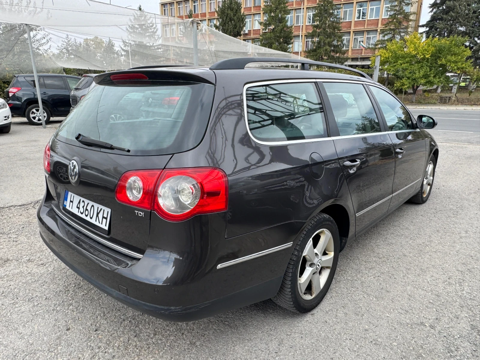 VW Passat 1, 9TDI 105k.c, снимка 6 - Автомобили и джипове - 55854197