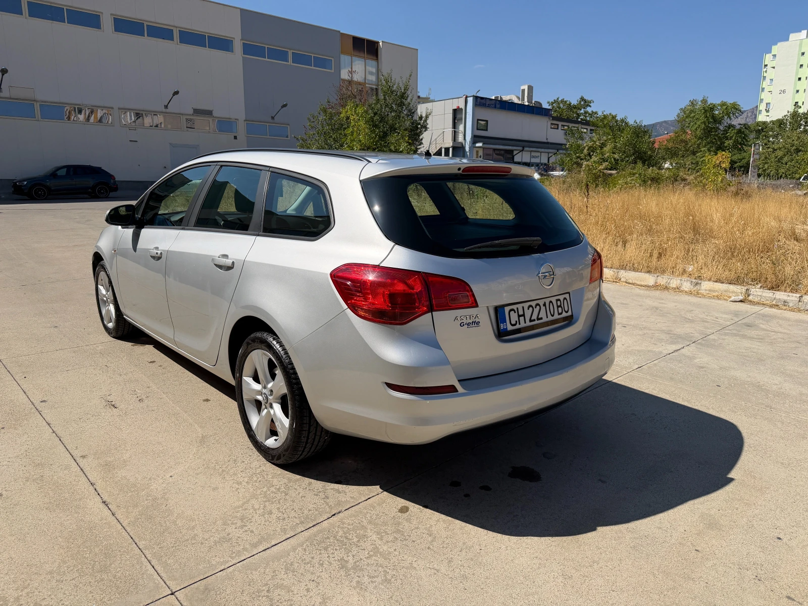 Opel Astra 1.4 БЕНЗИН 101 к.с., снимка 6 - Автомобили и джипове - 55855323