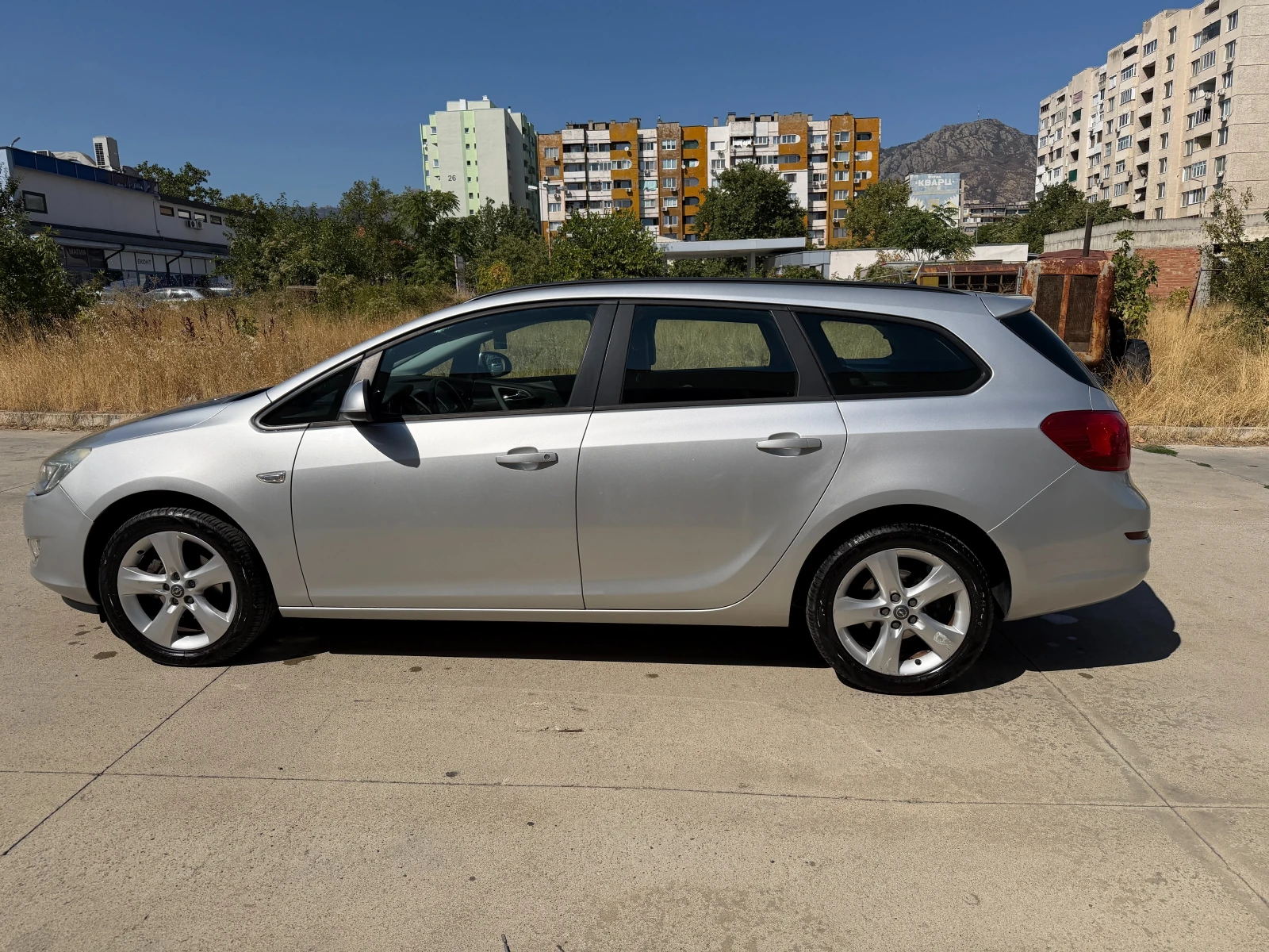 Opel Astra 1.4 БЕНЗИН 101 к.с., снимка 7 - Автомобили и джипове - 55855323