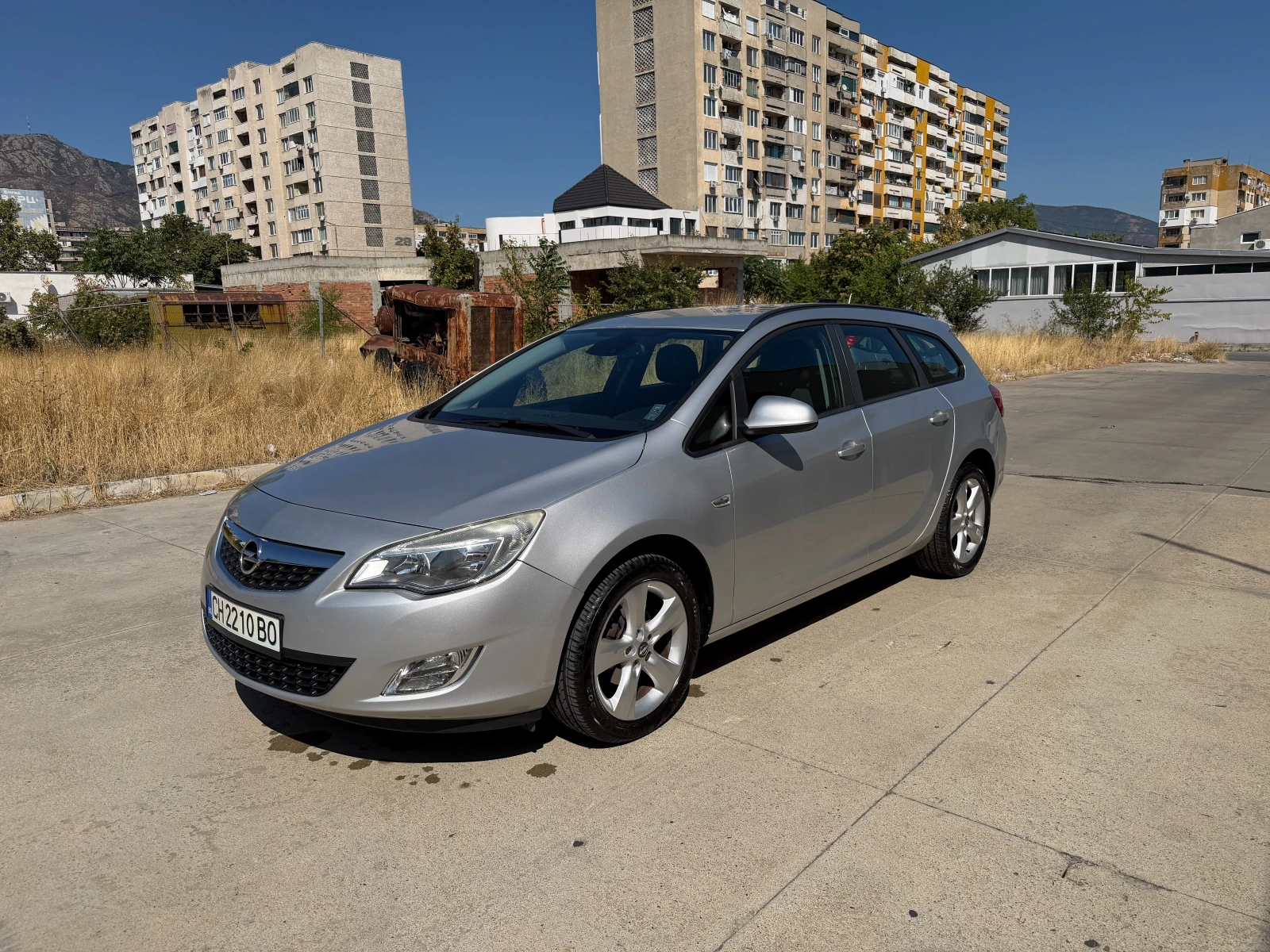 Opel Astra 1.4 БЕНЗИН 101 к.с., снимка 8 - Автомобили и джипове - 55855323