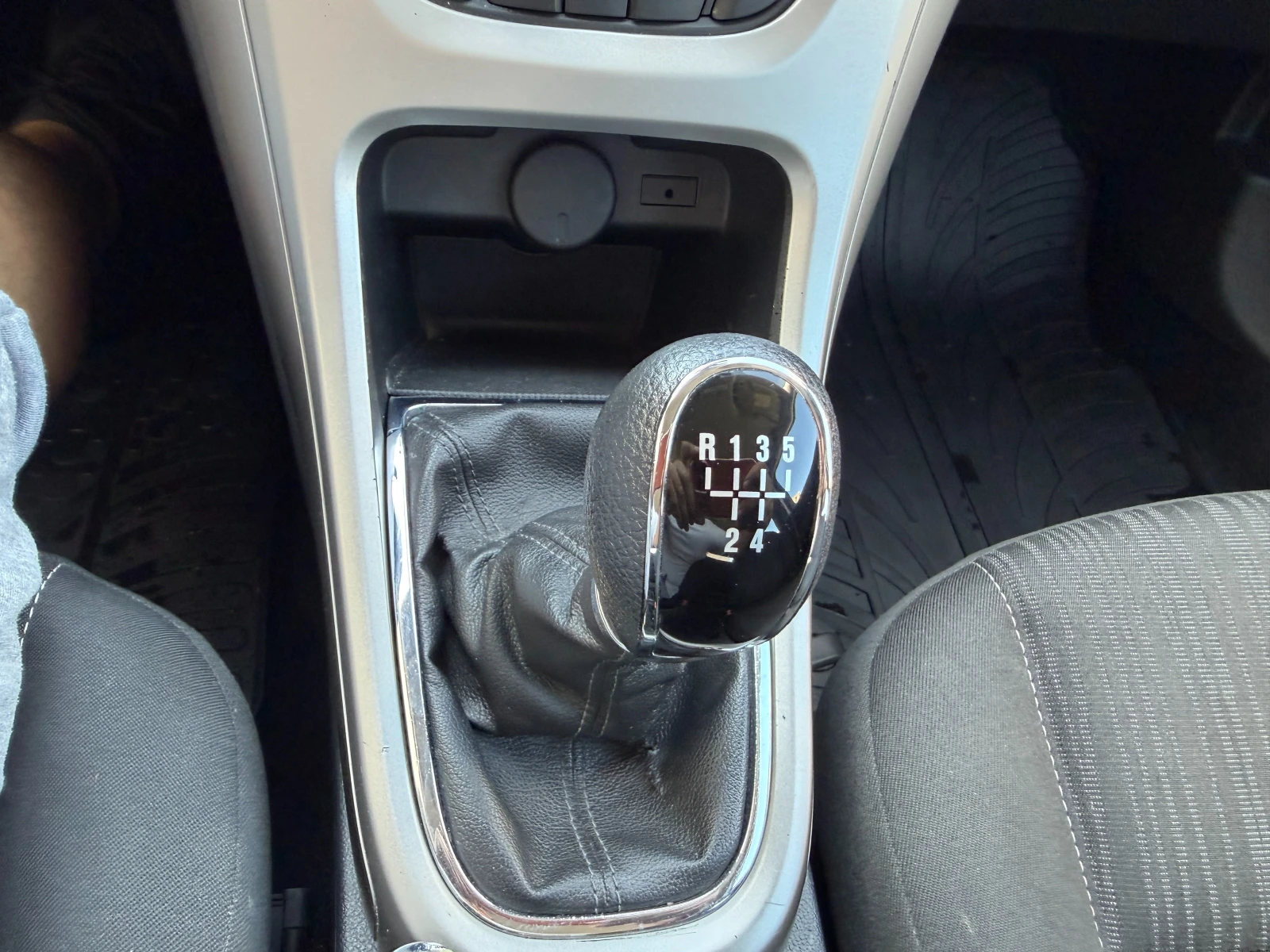 Opel Astra 1.4 БЕНЗИН 101 к.с., снимка 13 - Автомобили и джипове - 55855323