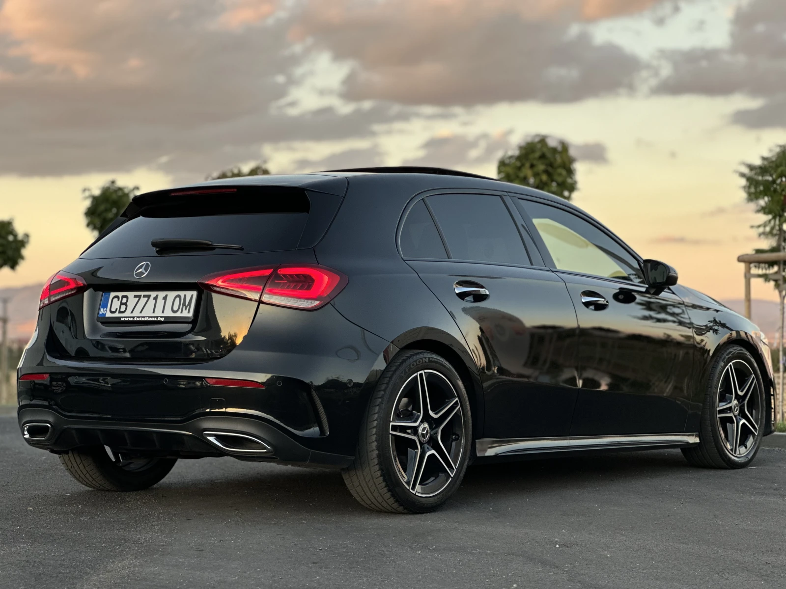 Mercedes-Benz A 180 AMG оптичен пакет, снимка 5 - Автомобили и джипове - 56127587