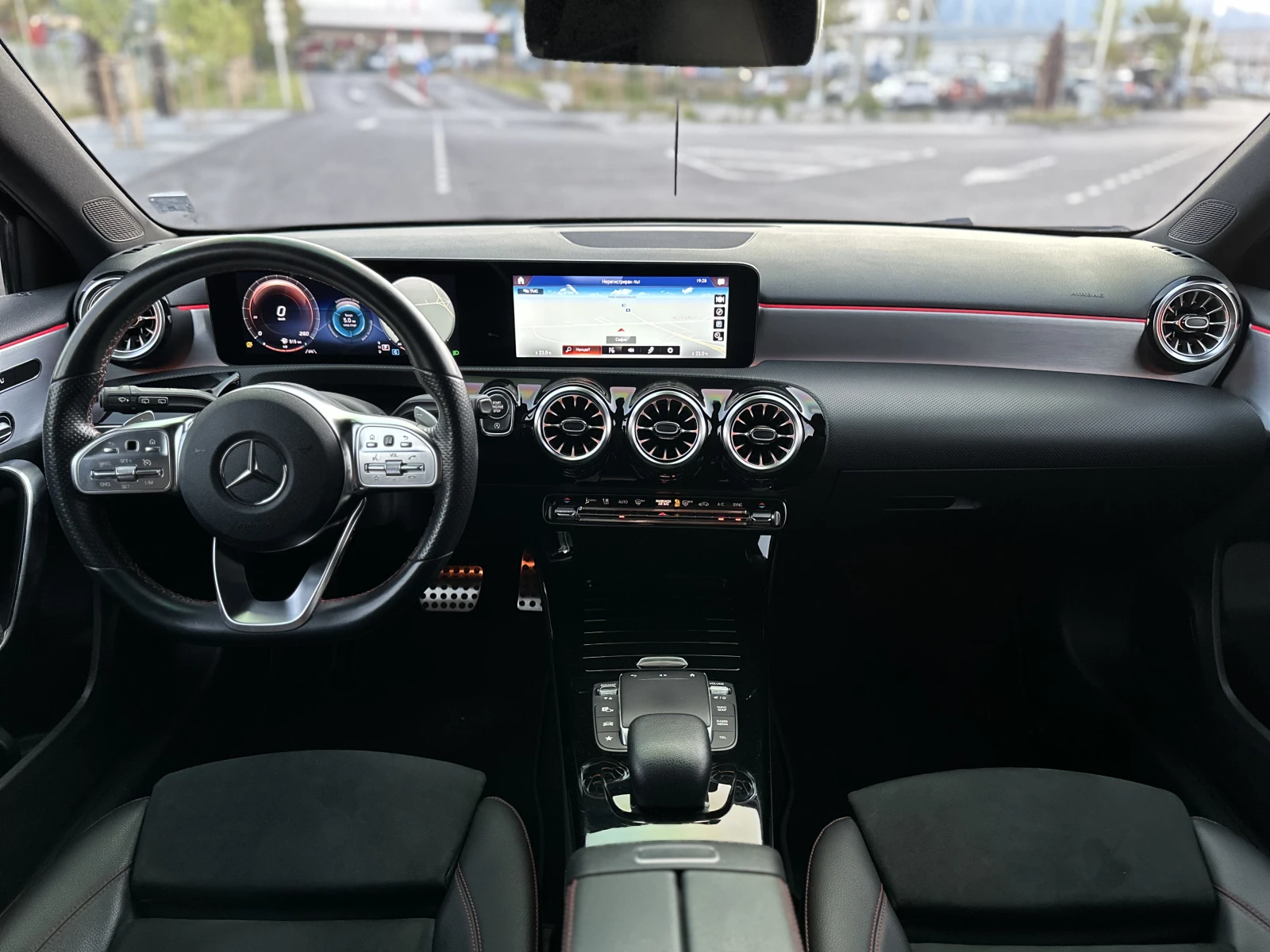 Mercedes-Benz A 180 AMG оптичен пакет, снимка 9 - Автомобили и джипове - 56127587